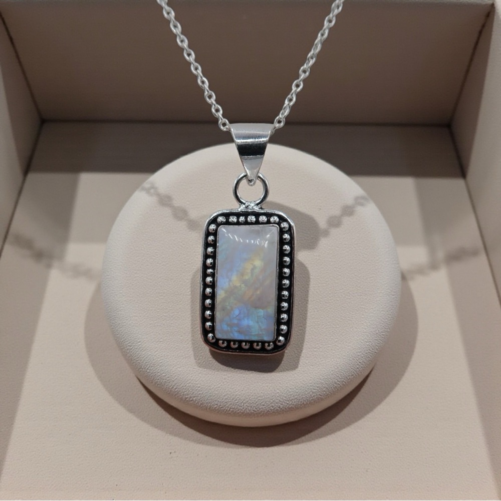 Genuine Vintage Ethiopian Opal Necklace